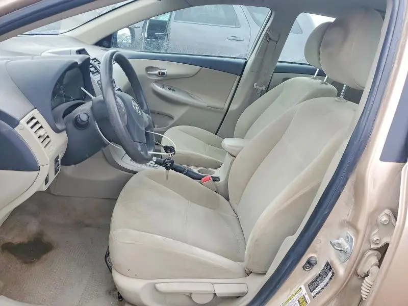 2012 TOYOTA COROLLA LE  