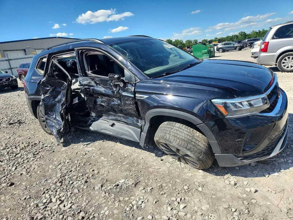 2024 VOLKSWAGEN TAOS S  