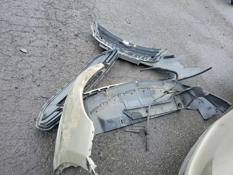 2010 FORD TAURUS SEL  