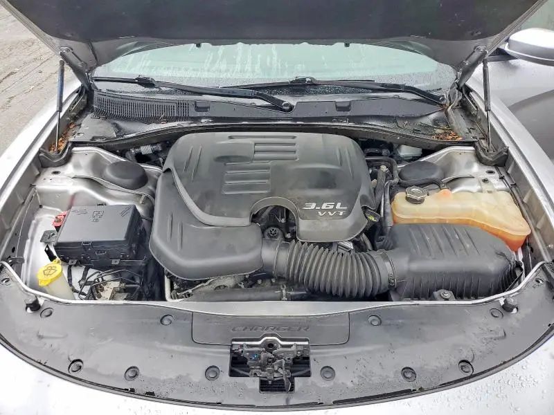 2016 DODGE CHARGER SXT  