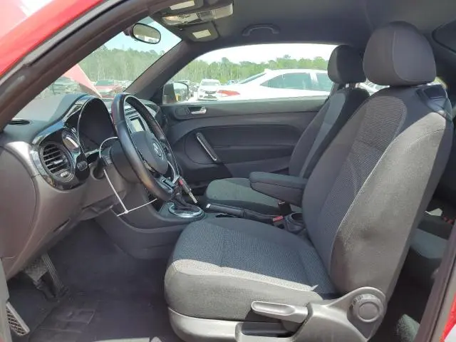 2018 VOLKSWAGEN BEETLE S  