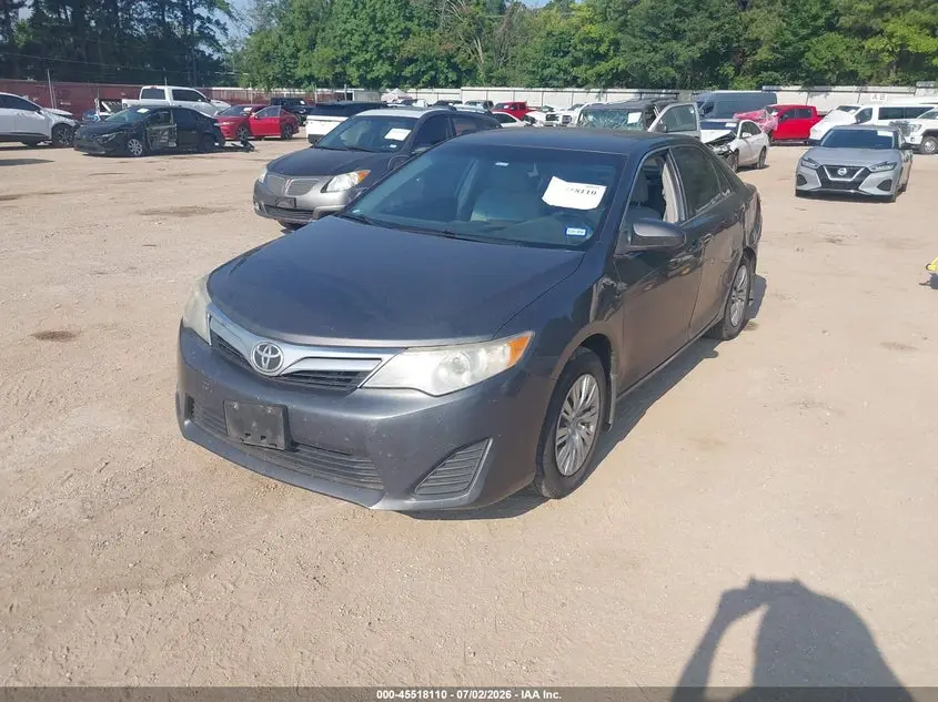 2012 TOYOTA CAMRY LE