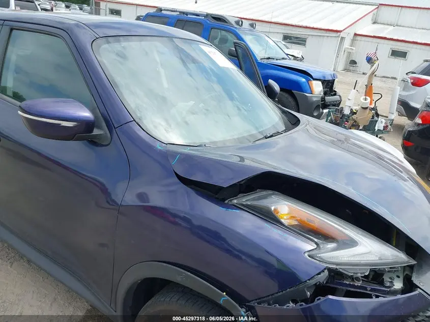 2017 NISSAN JUKE SV