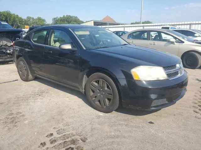 2013 DODGE AVENGER SE  