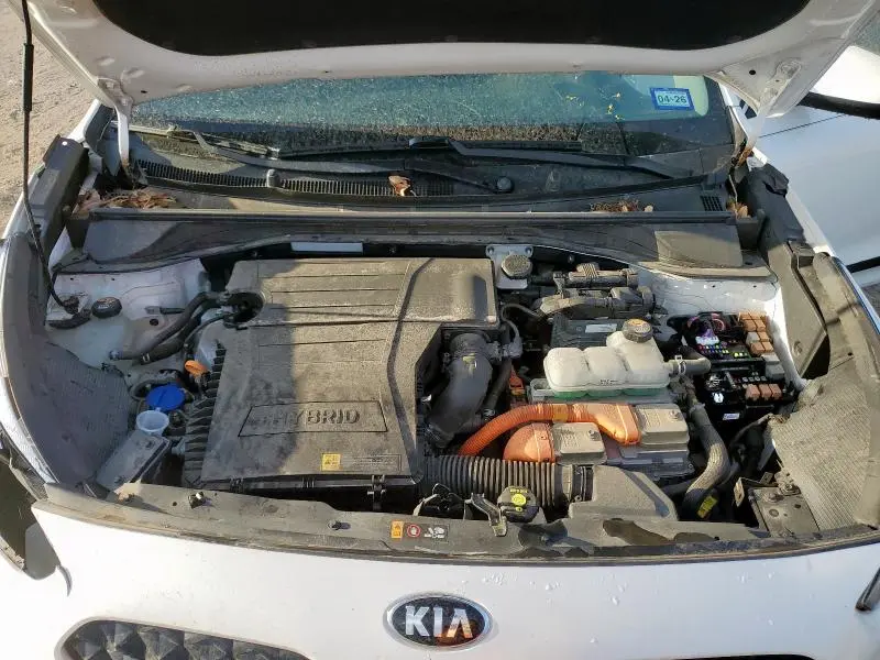 2020 KIA NIRO LX  