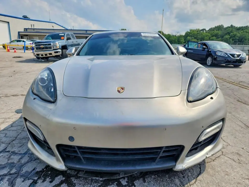 2013 PORSCHE PANAMERA GTS  