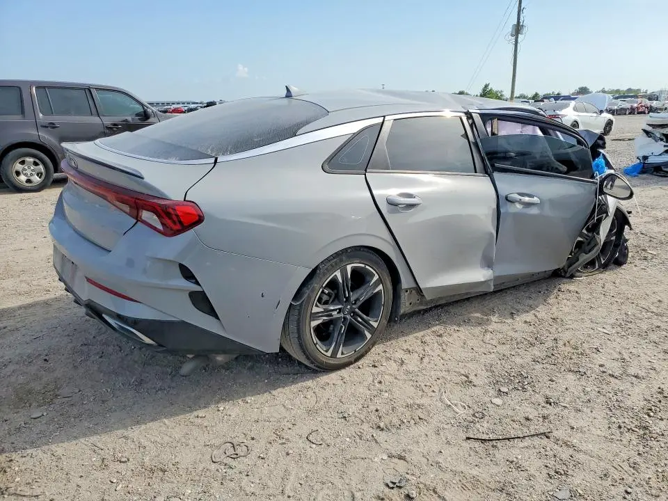 2021 KIA K5 GT LINE  