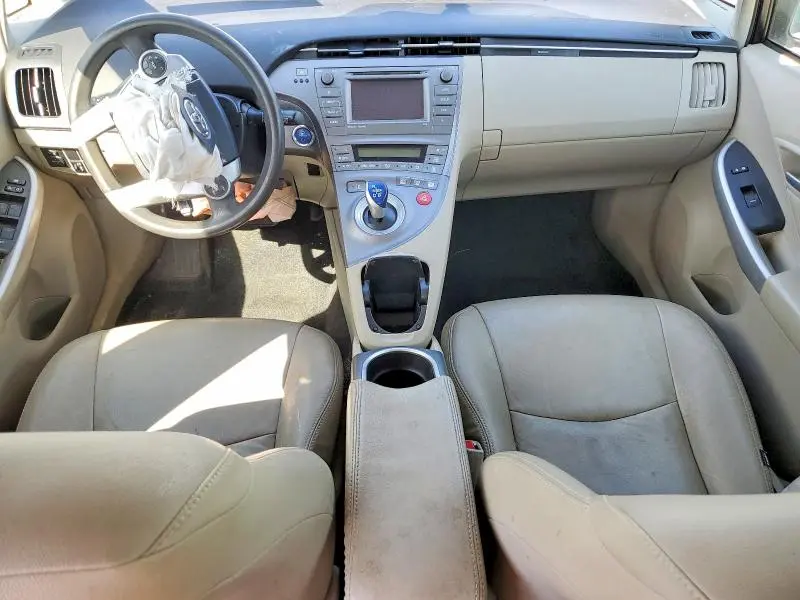 2014 TOYOTA PRIUS THREE  