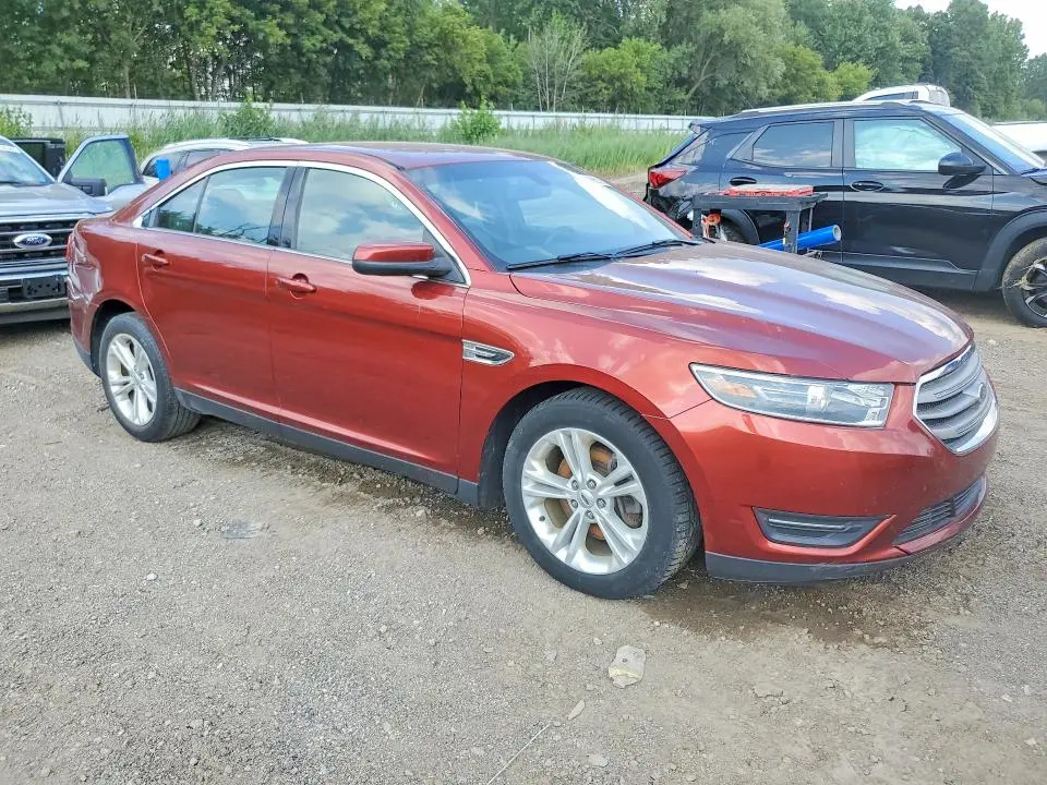 2014 FORD TAURUS SEL  