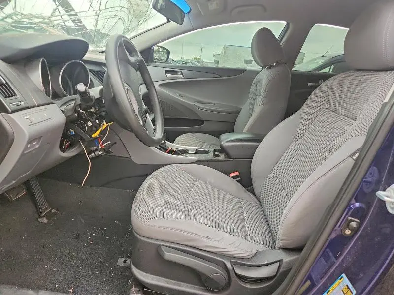 2011 HYUNDAI SONATA GLS  