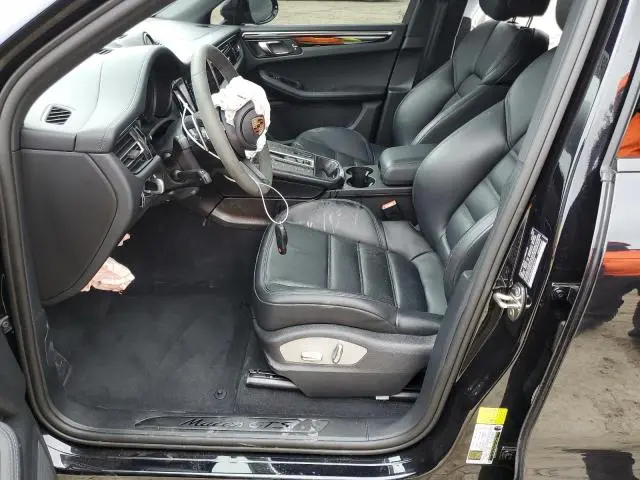 2024 PORSCHE MACAN GTS  