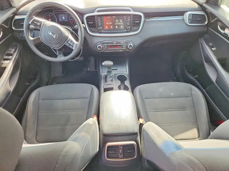 2019 KIA SORENTO LX V6  