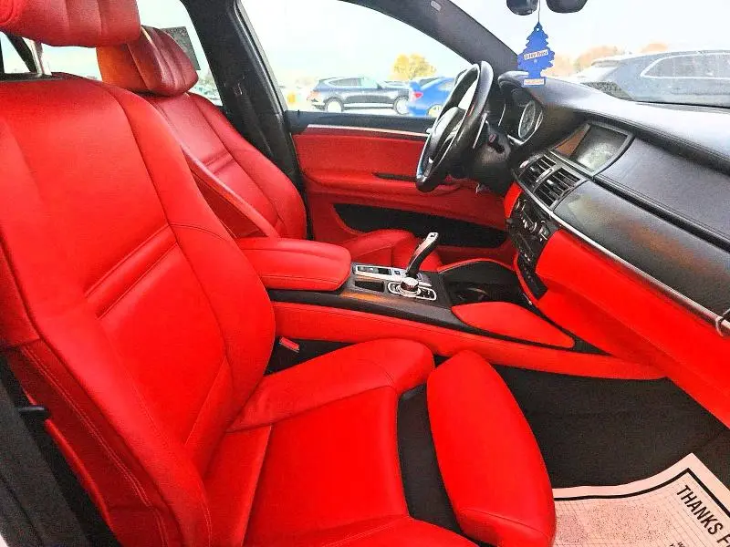 2014 BMW X6 M  