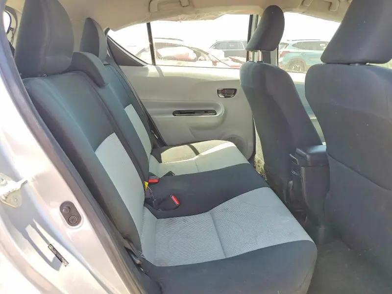 2014 TOYOTA PRIUS C TWO  