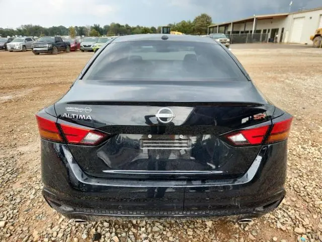 2024 NISSAN ALTIMA SR  