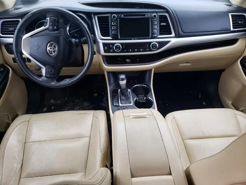 2015 TOYOTA HIGHLANDER XLE  
