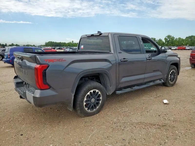 2024 TOYOTA TUNDRA CREWMAX SR  