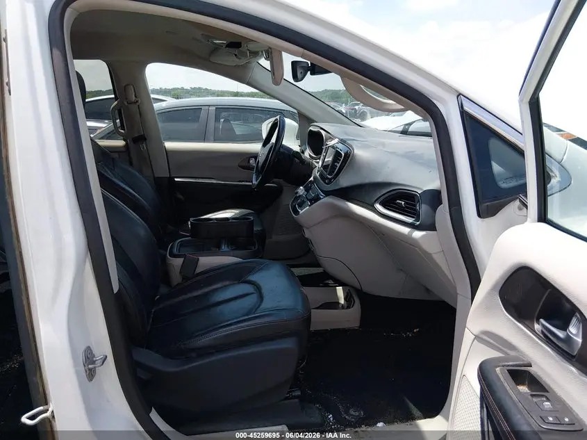 2019 CHRYSLER PACIFICA TOURING L