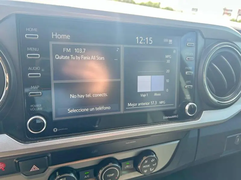 2020 TOYOTA TACOMA SR5 V6  