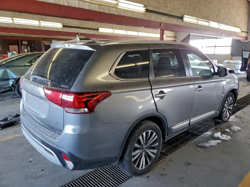 2020 MITSUBISHI OUTLANDER SE  