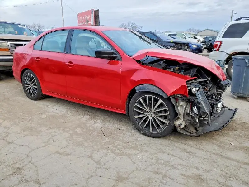 2016 VOLKSWAGEN JETTA SPORT  