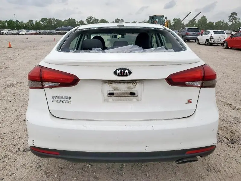 2018 KIA FORTE LX