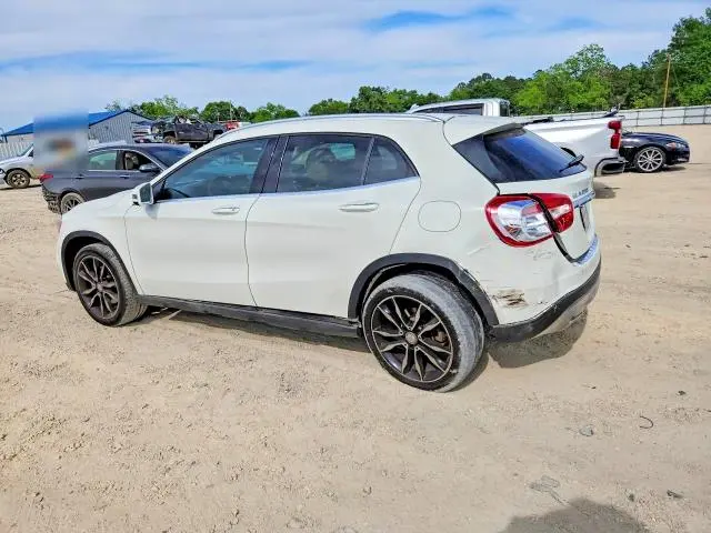 2017 MERCEDES-BENZ GLA 250  