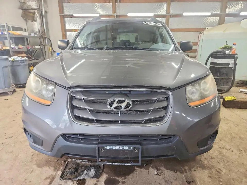 2010 HYUNDAI SANTA FE GLS  