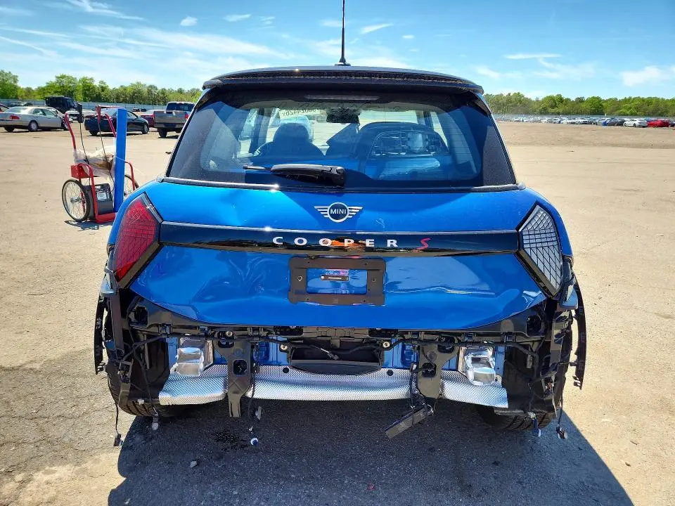 2025 MINI COOPER S  
