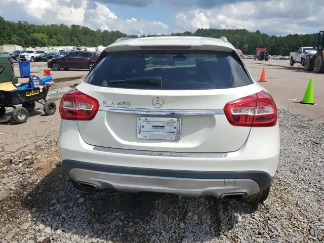 2017 MERCEDES-BENZ GLA 250  