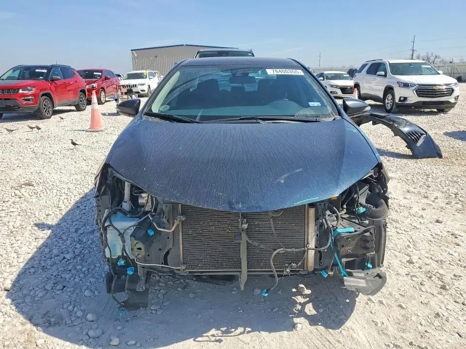 2019 TOYOTA COROLLA SE  