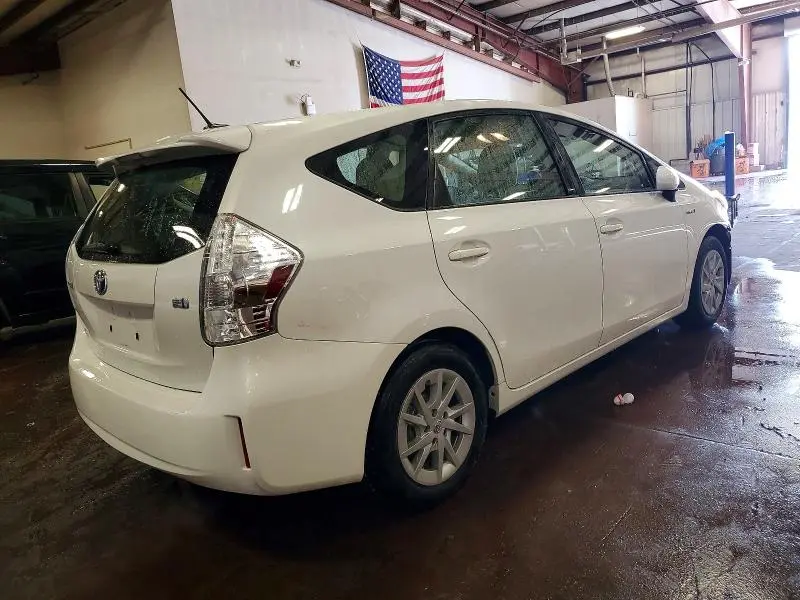 2013 TOYOTA PRIUS V   