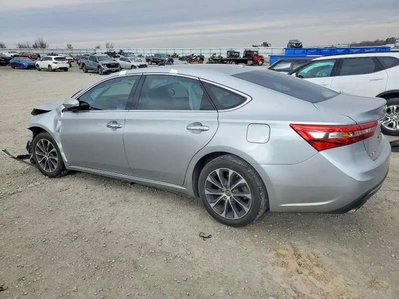 2018 TOYOTA AVALON XLE  