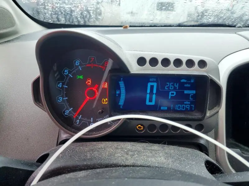 2013 CHEVROLET SONIC LT  