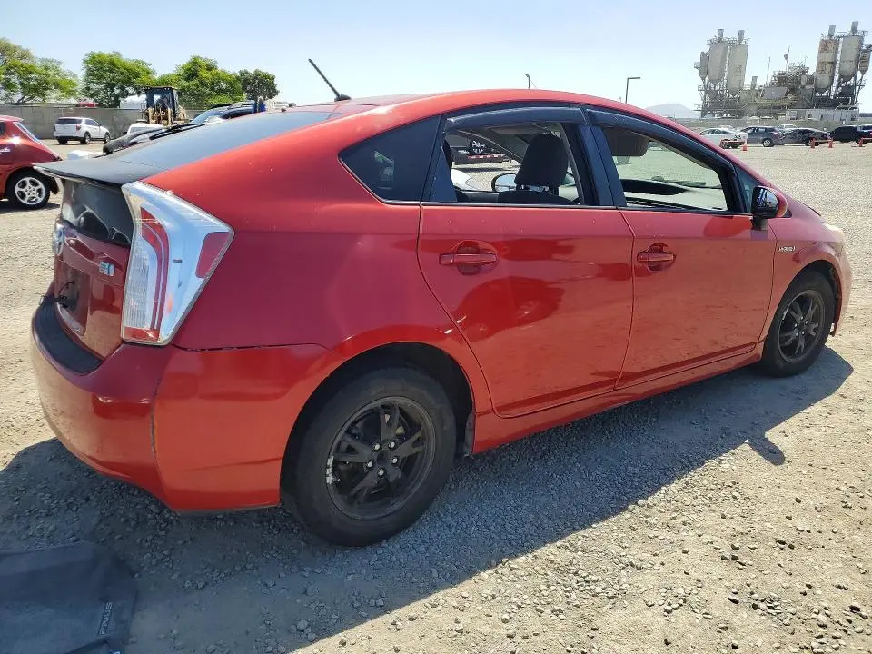 2014 TOYOTA PRIUS TWO  