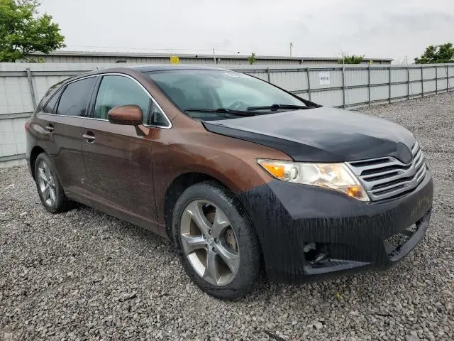 2010 TOYOTA VENZA   