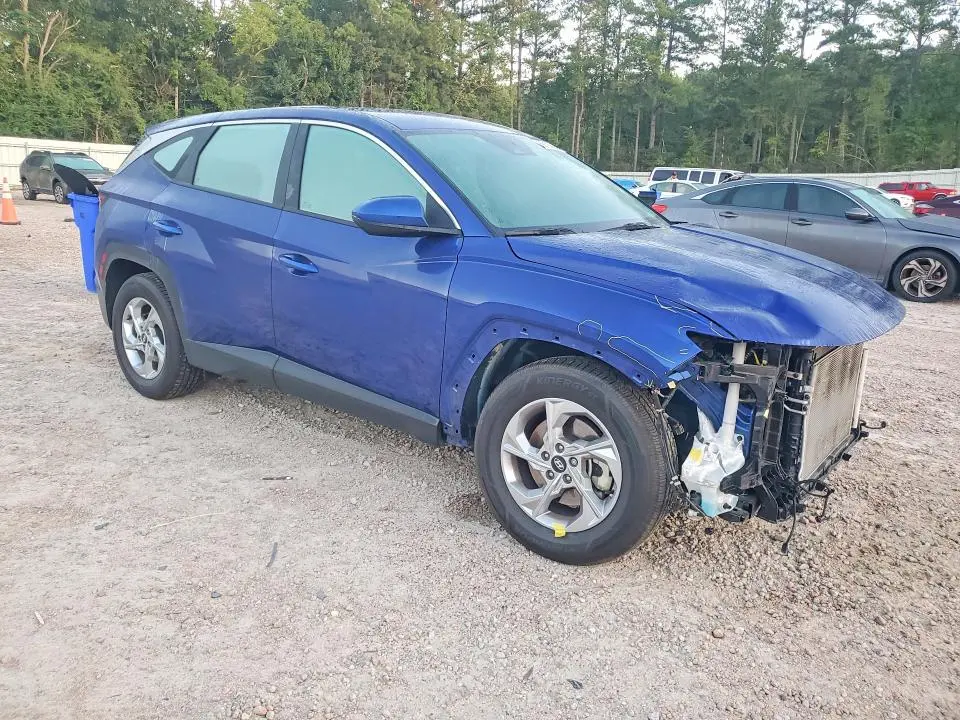 2023 HYUNDAI TUCSON SE  