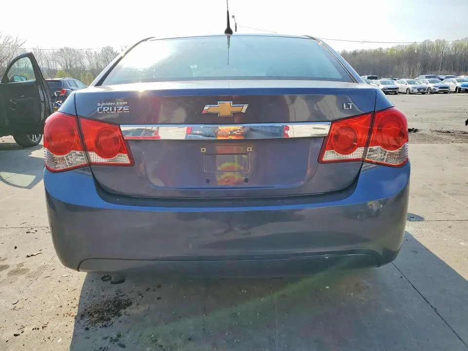 2013 CHEVROLET CRUZE LT  