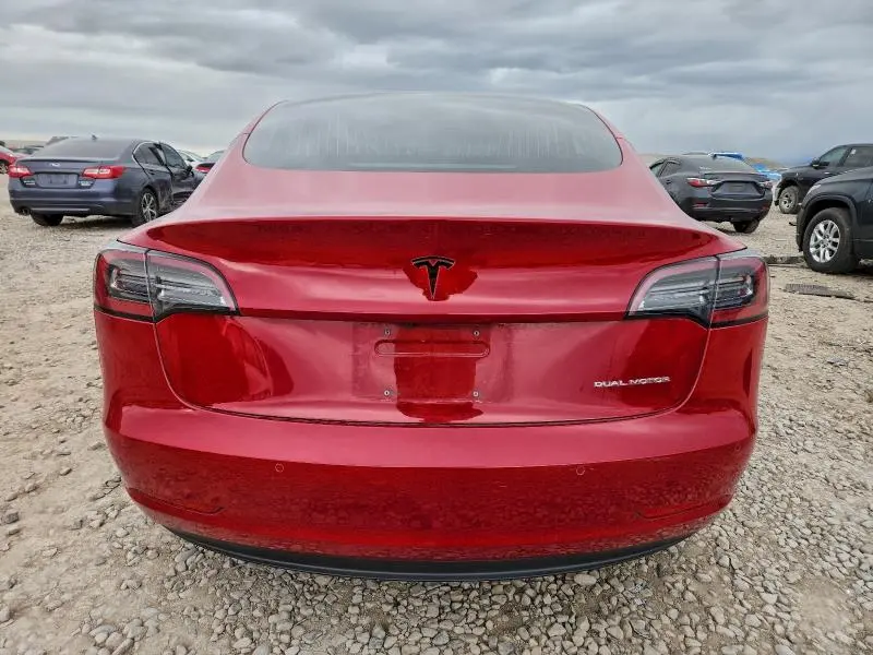 2018 TESLA MODEL 3   