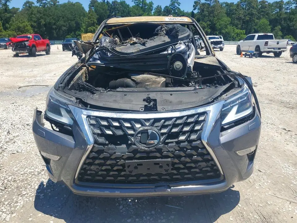 2023 LEXUS GX 460  