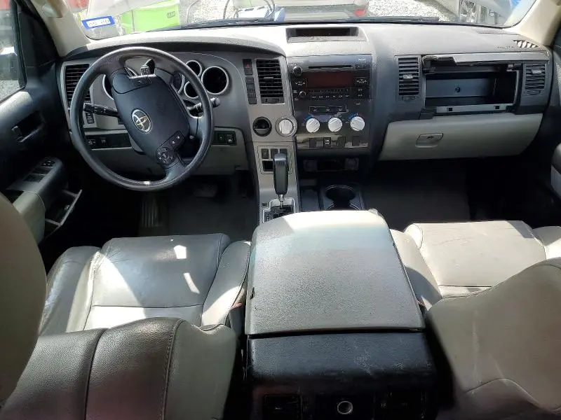2011 TOYOTA TUNDRA GRADE  