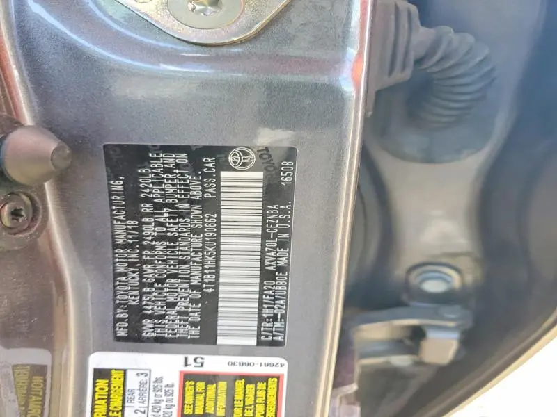 2019 TOYOTA CAMRY LE  