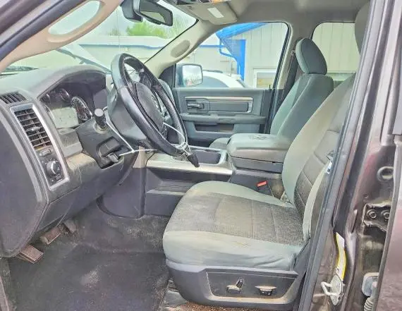 2018 RAM 1500 SLT  