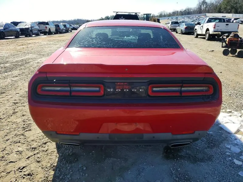 2016 DODGE CHALLENGER SXT  