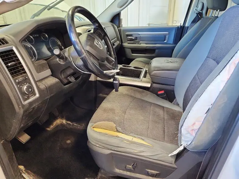2015 RAM 1500 SLT  