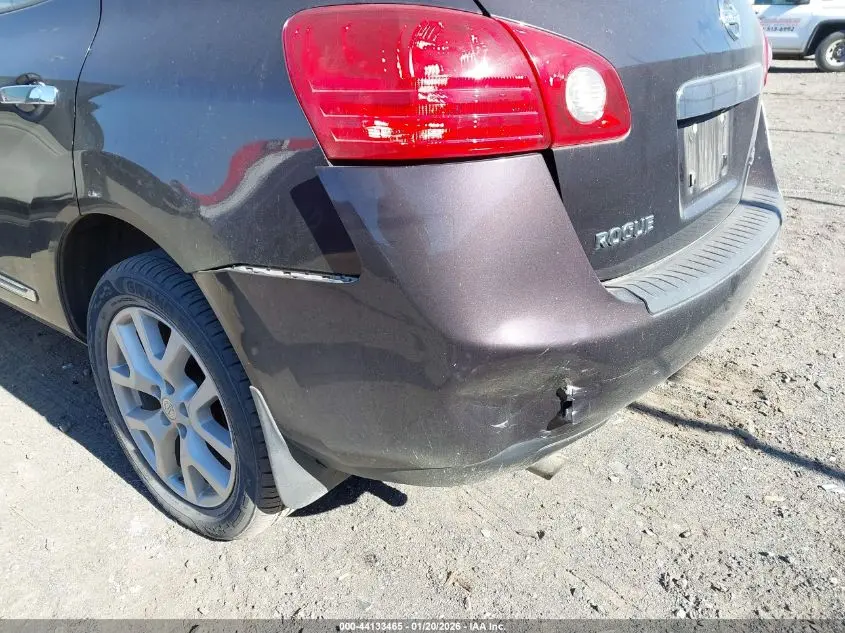 2011 NISSAN ROGUE SV