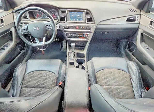 2018 HYUNDAI SONATA SPORT  