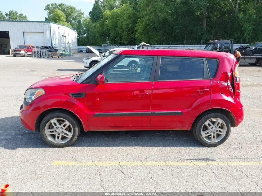 2011 KIA SOUL +