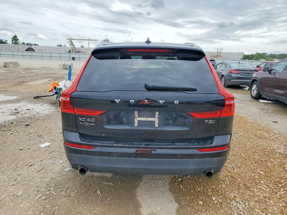 2019 VOLVO XC60 T5  