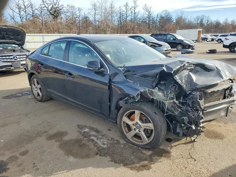 2013 VOLVO S60 T5  